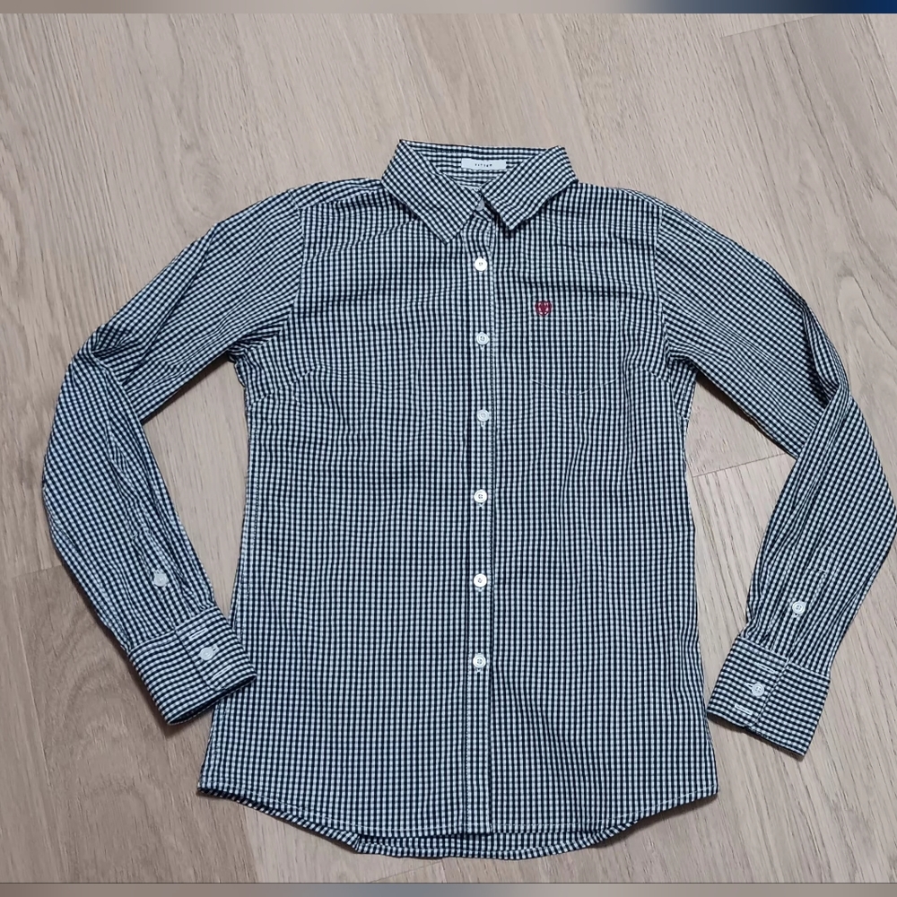 Ariat Black and White Button Down Shirt